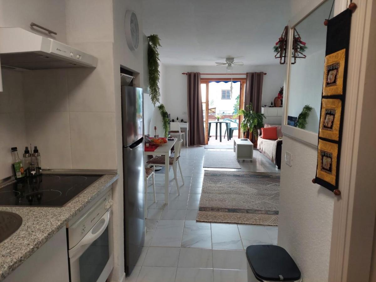 Pool & View Christianos Apartment Los Cristianos  Exterior photo